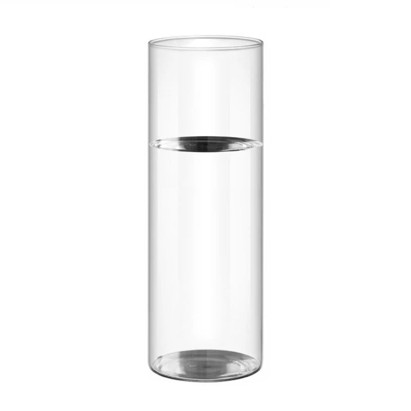 Vase en verre transparent