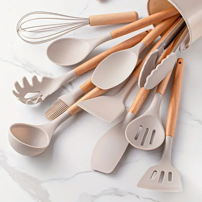 Lot de 12 ustensiles de cuisine en silicone (manches en bois)